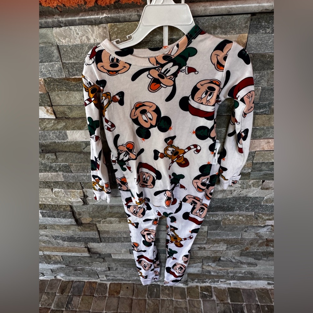 Disney baby gap mickey & friends Christmas Pajama Set